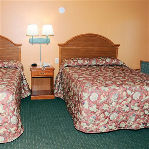 American Inn Cleburne Ngoại thất bức ảnh